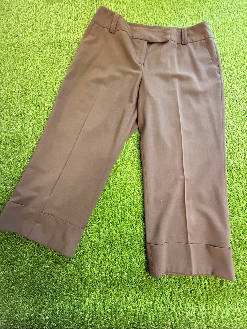 Apt. 9 Brown Cropped Capri Pants with Cuffed Hem